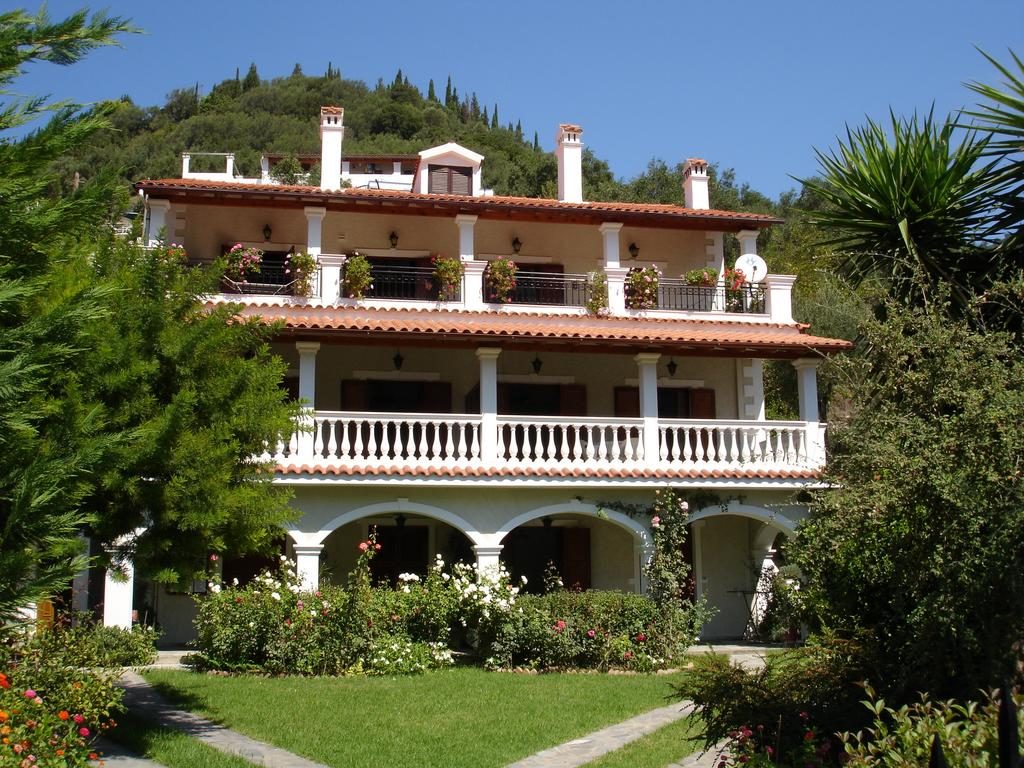 Alexandros Aparments Corfu